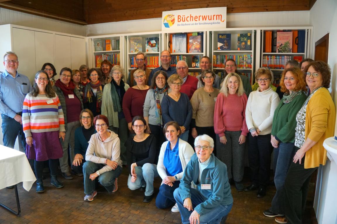 Bücherwurm Vorlesetag 2025 red